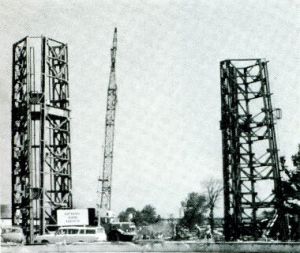 Steel supports for NCR's pavilion